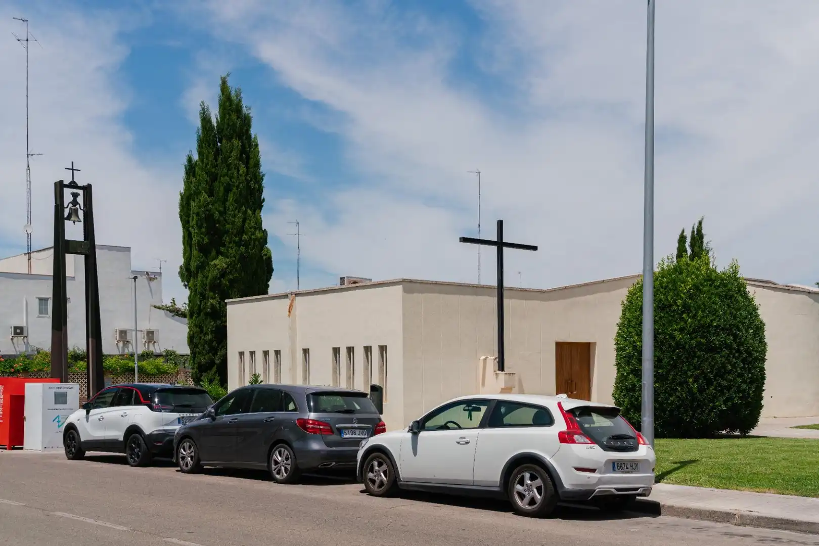 Exterior view of Duplexes for sale in Zaragoza  with Heating, Furnished and Balcony