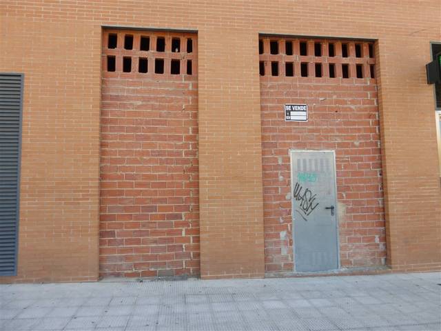 Local comercial en Alquiler en Paseo Donantes de Sangre en Chantrea