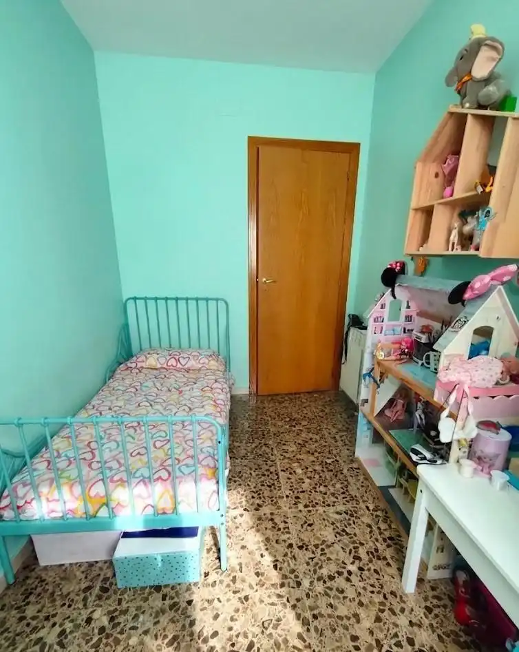Habitación de Piso en venta en Terrassa con Calefacción y Balcón