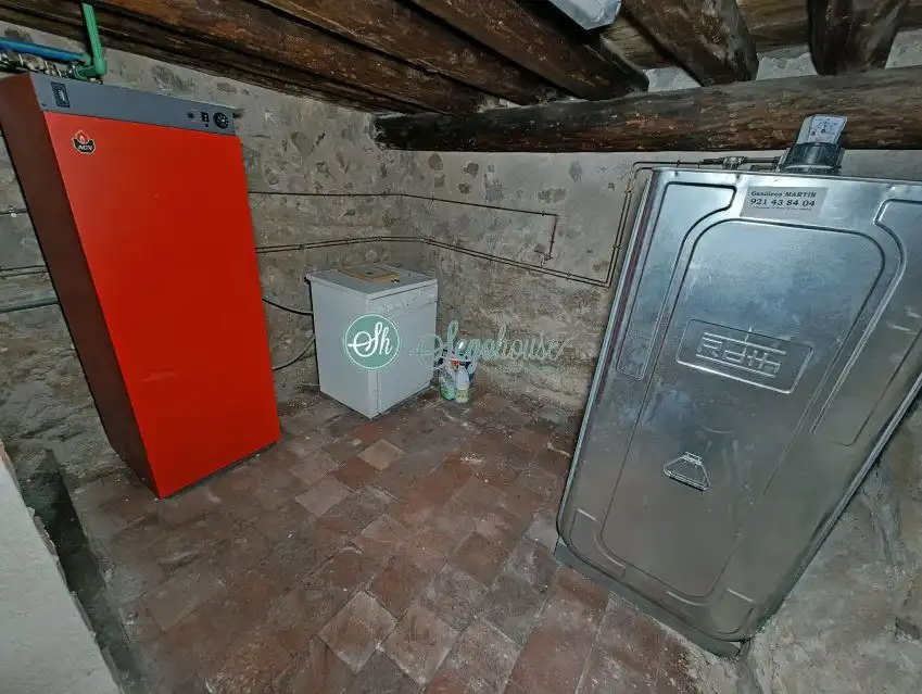 Bathroom of Flat for sale in Segovia  with Heating