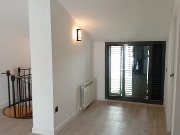 Duplex con balcone in vendita a Calella