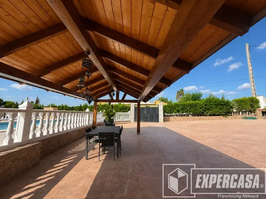 Terraza de Casa o chalet en venta en Llíria con Aire acondicionado, Trastero y Piscina