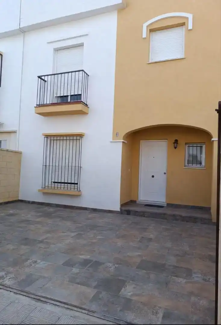 Habitación en Calle Camarón de la Isla, 18, Benacazón