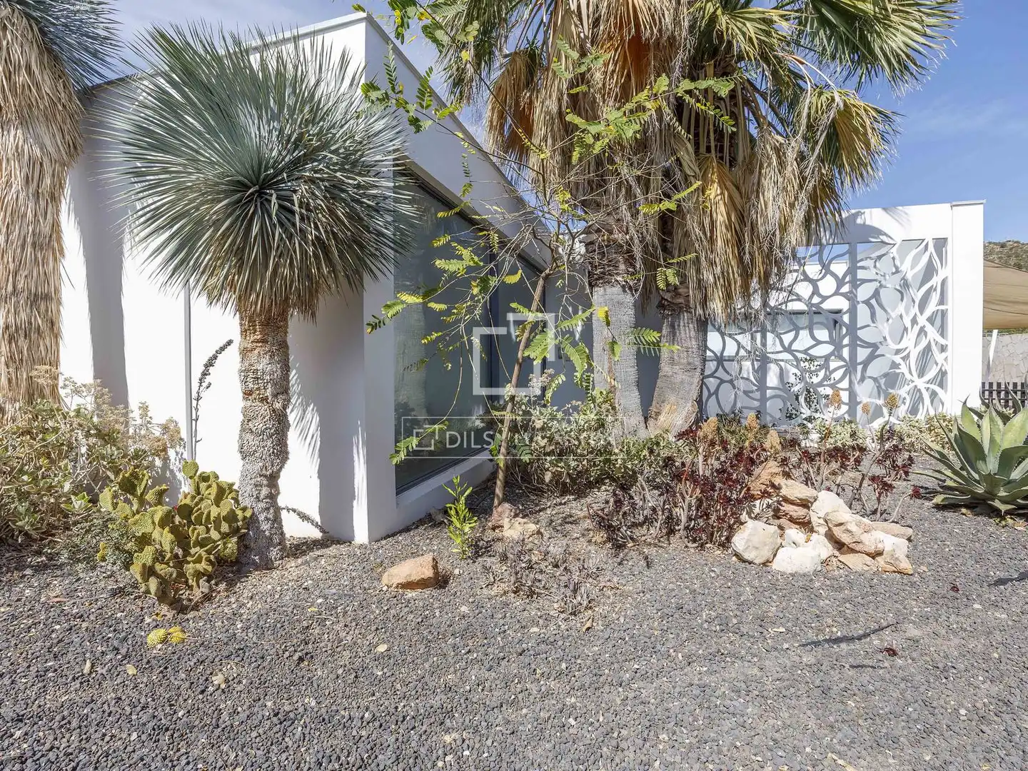 Exterior view of Houses for sale in Sagunto / Sagunt  with Air Conditioner, Parquet flooring and Swimming Pool