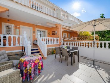 Maison avec balcon à vendre à Ciudad Quesada