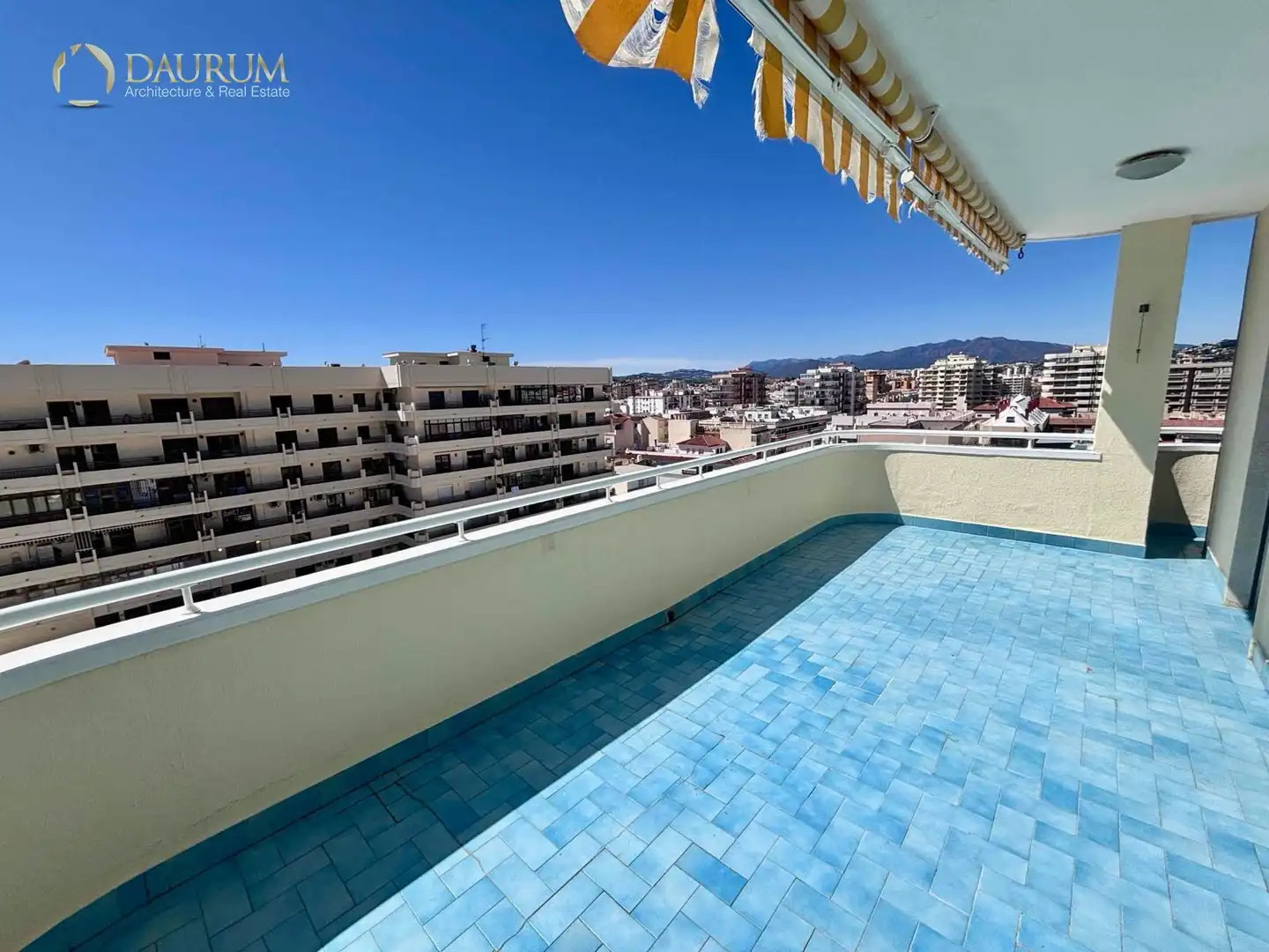 Flat with lift for sale in JACINTO BENAVENTE, imagen 2