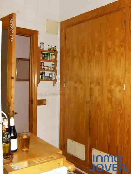 Cuina de Casa o xalet en venda en El Campello amb Aire condicionat, Jardí privat i Terrassa