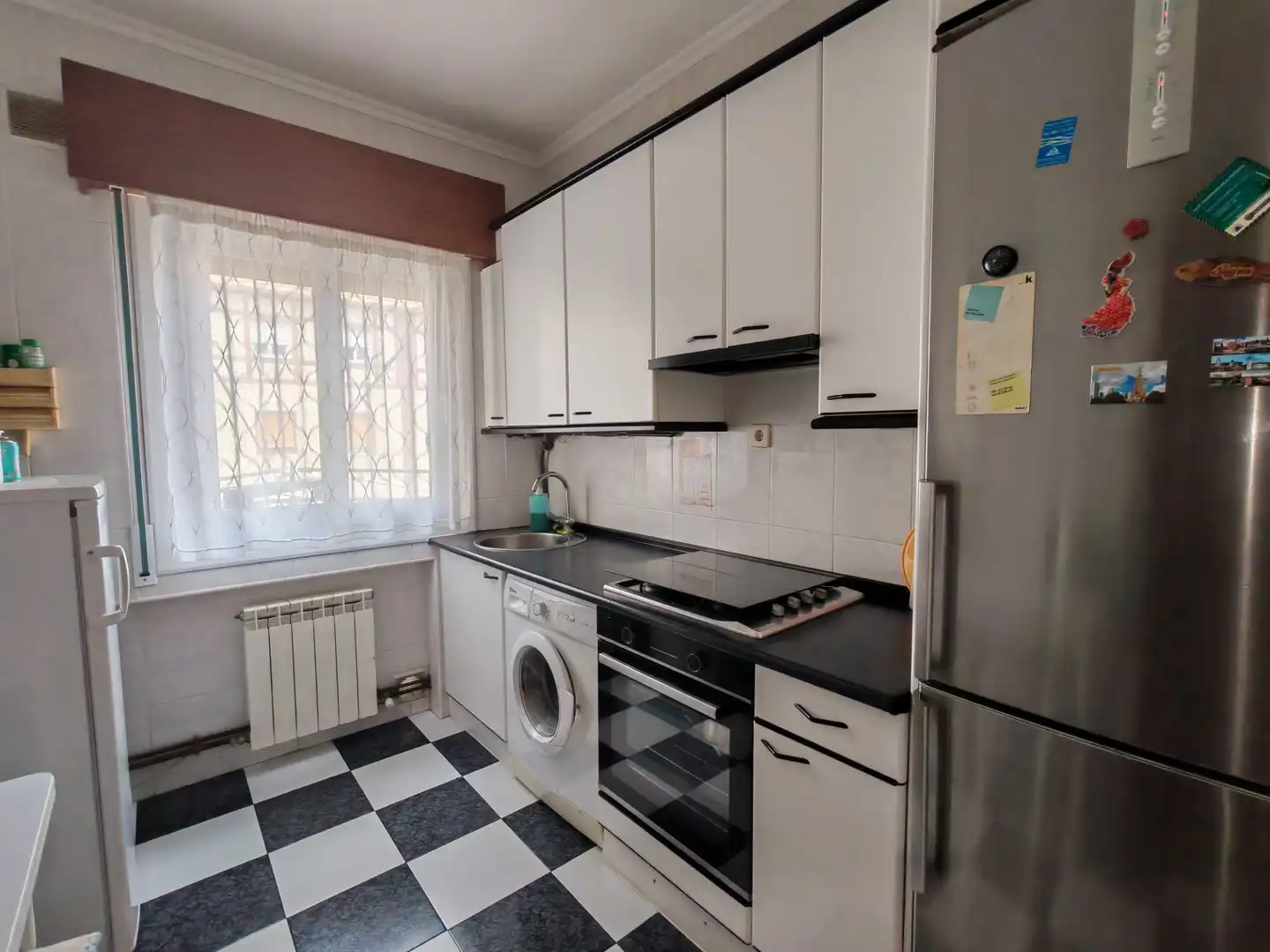 Kitchen of Flat for sale in Abanto y Ciérvana-Abanto Zierbena  with Heating