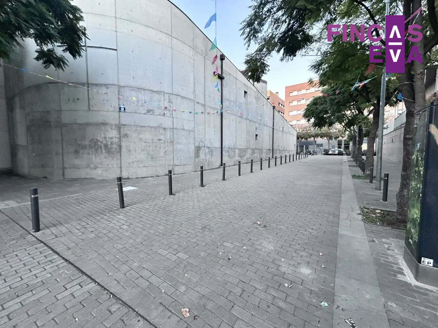 Exterior view of Garage for sale in Barcelona
