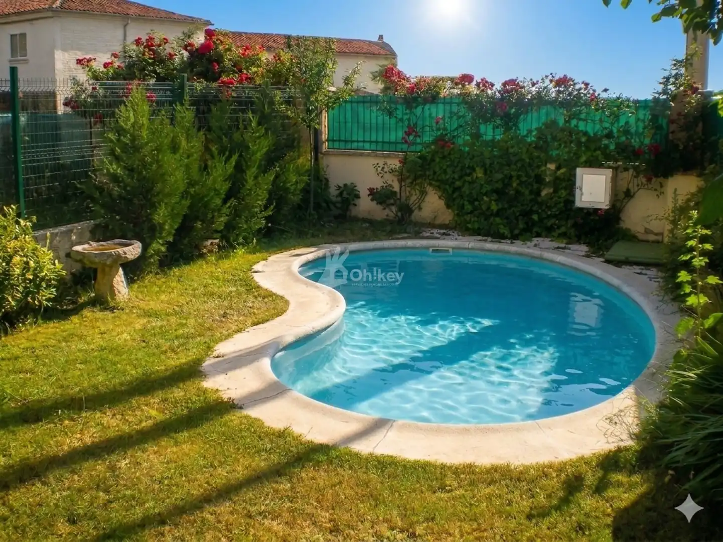 Piscina de Casa o xalet en venda en Onzonilla amb Calefacció, Parquet i Piscina