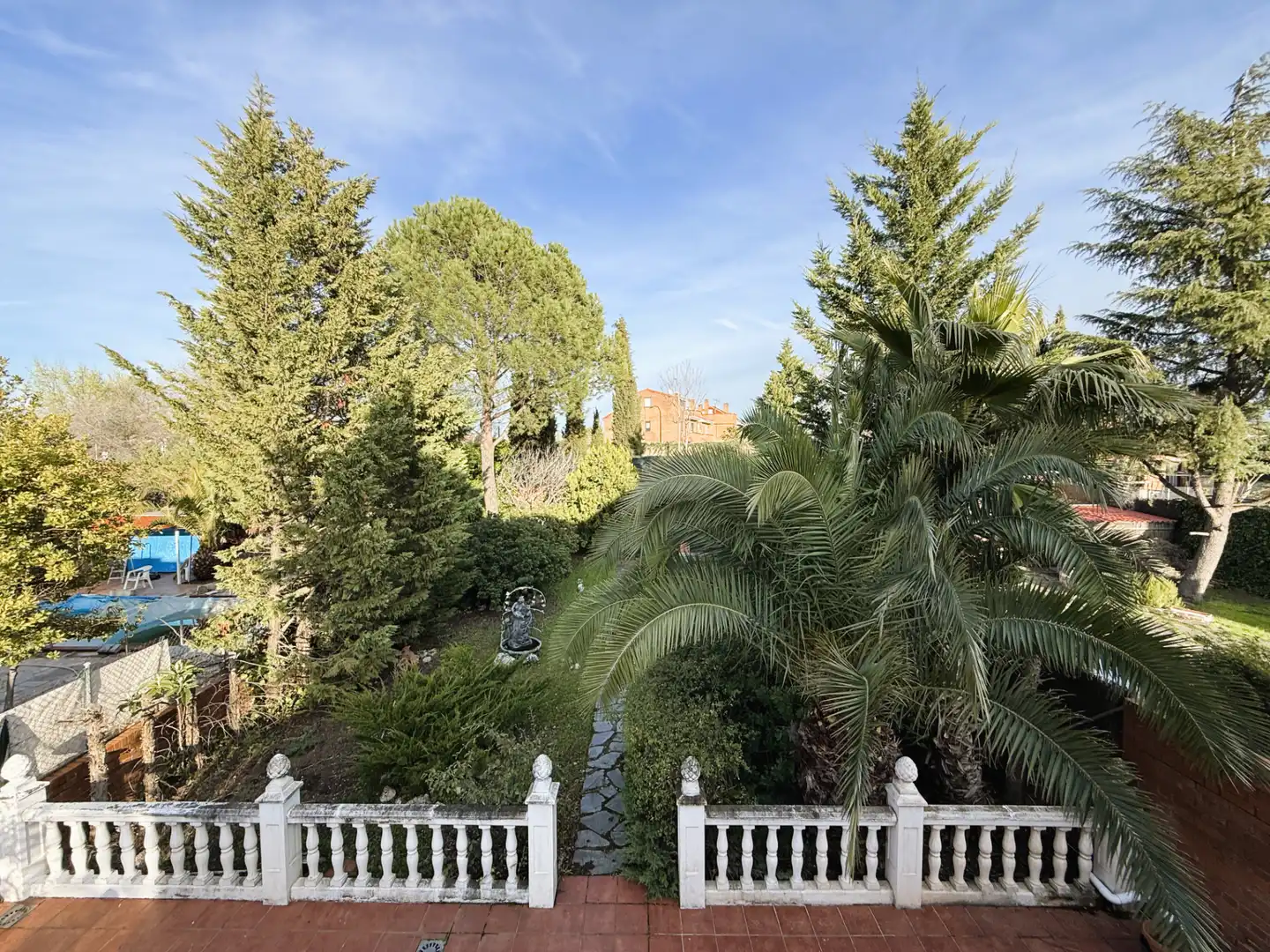 Jardí de Casa adosada en venda en Coslada amb Calefacció, Jardí privat i Terrassa