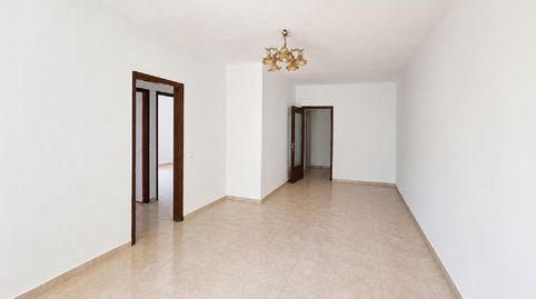 Foto 2 de Piso en venta en Carretera de Roses - Fossos, Figueres