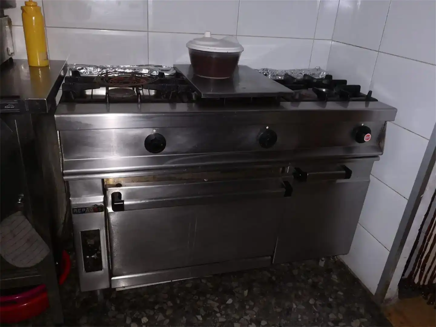Cocina de Local de alquiler en Castellbisbal