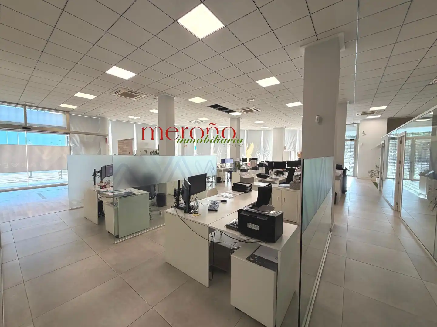 Local de alquiler en Elche / Elx con Aire acondicionado
