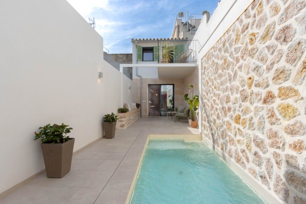 Piscina de Finca rústica en venda en Pollença