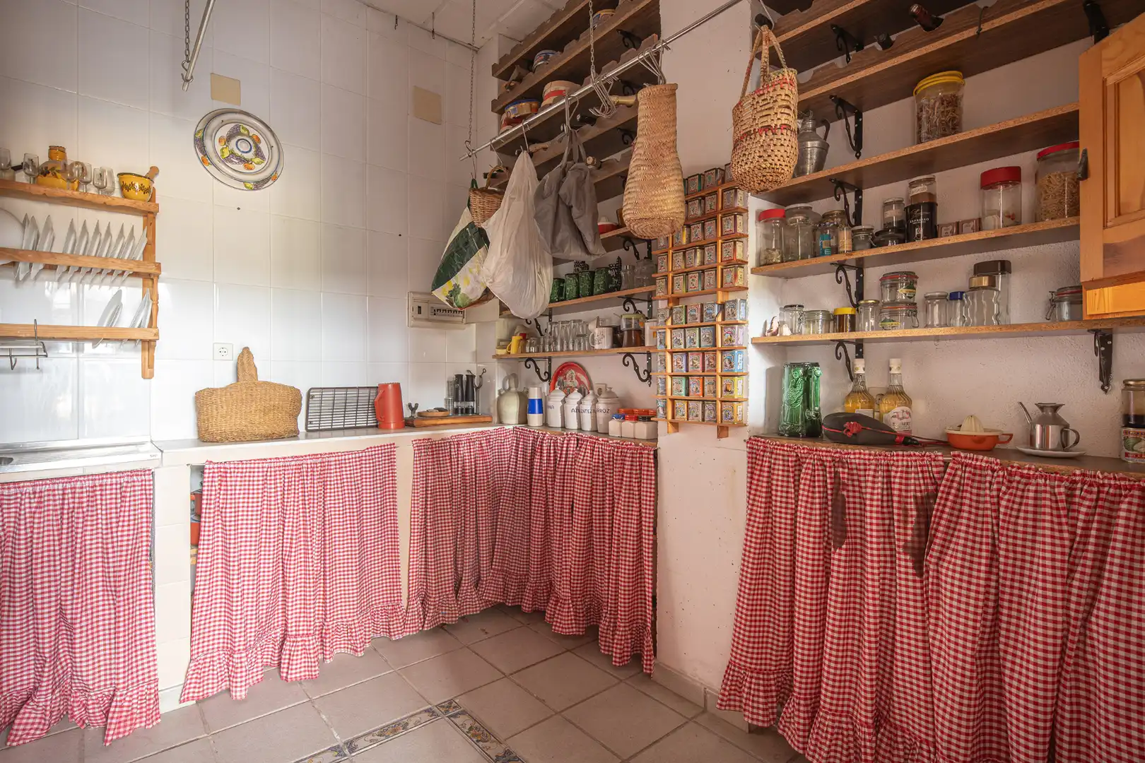 Kitchen of Houses for sale in Genil