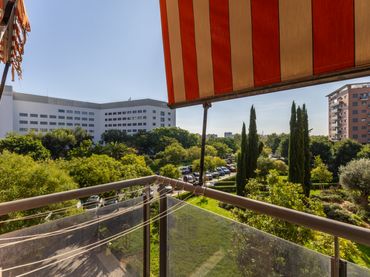 Appartement compact avec balcon à vendre à CALLE MARIANO DE CAVIA