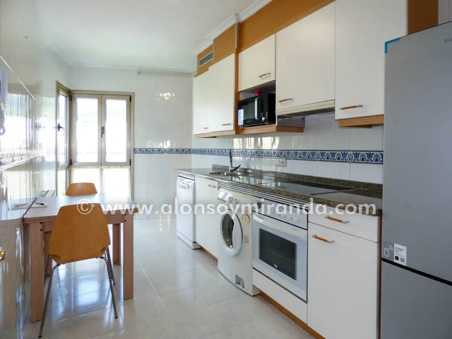 Piso de alquiler en Oviedo - C/ Hijas de la Caridad, Milán - Pumarín