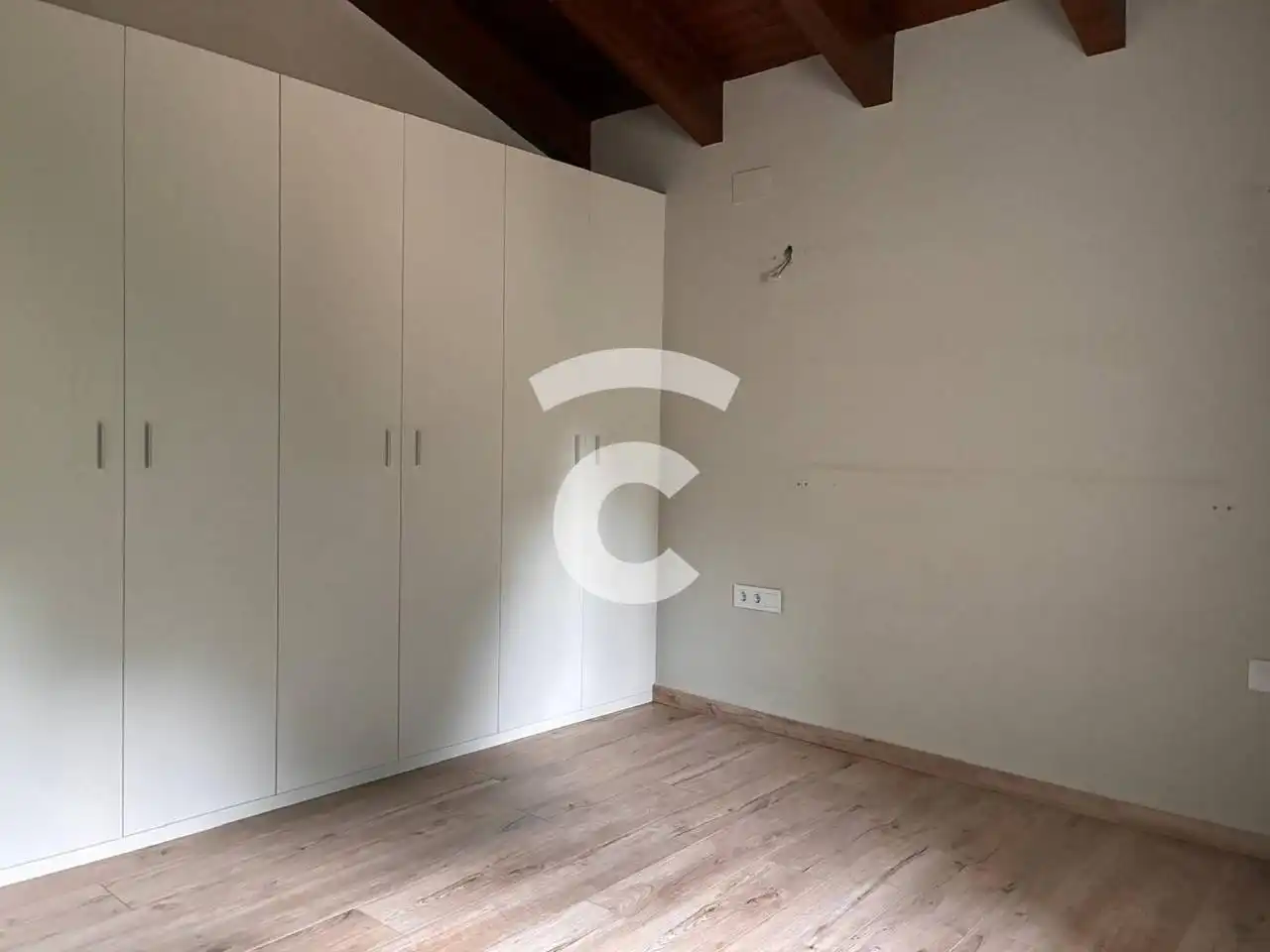 Schlafzimmer von Country house zur Miete in Calldetenes mit Heizung, Privatgarten und Alarm