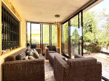 Chalet con balcón en venta en Urbanización Alamedas-Sutullena