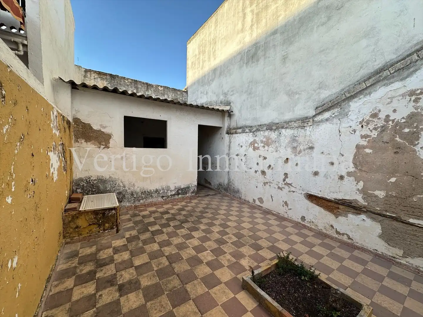 Terrace of Houses for sale in Dos Hermanas  with Terrace, Storage room and Balcony