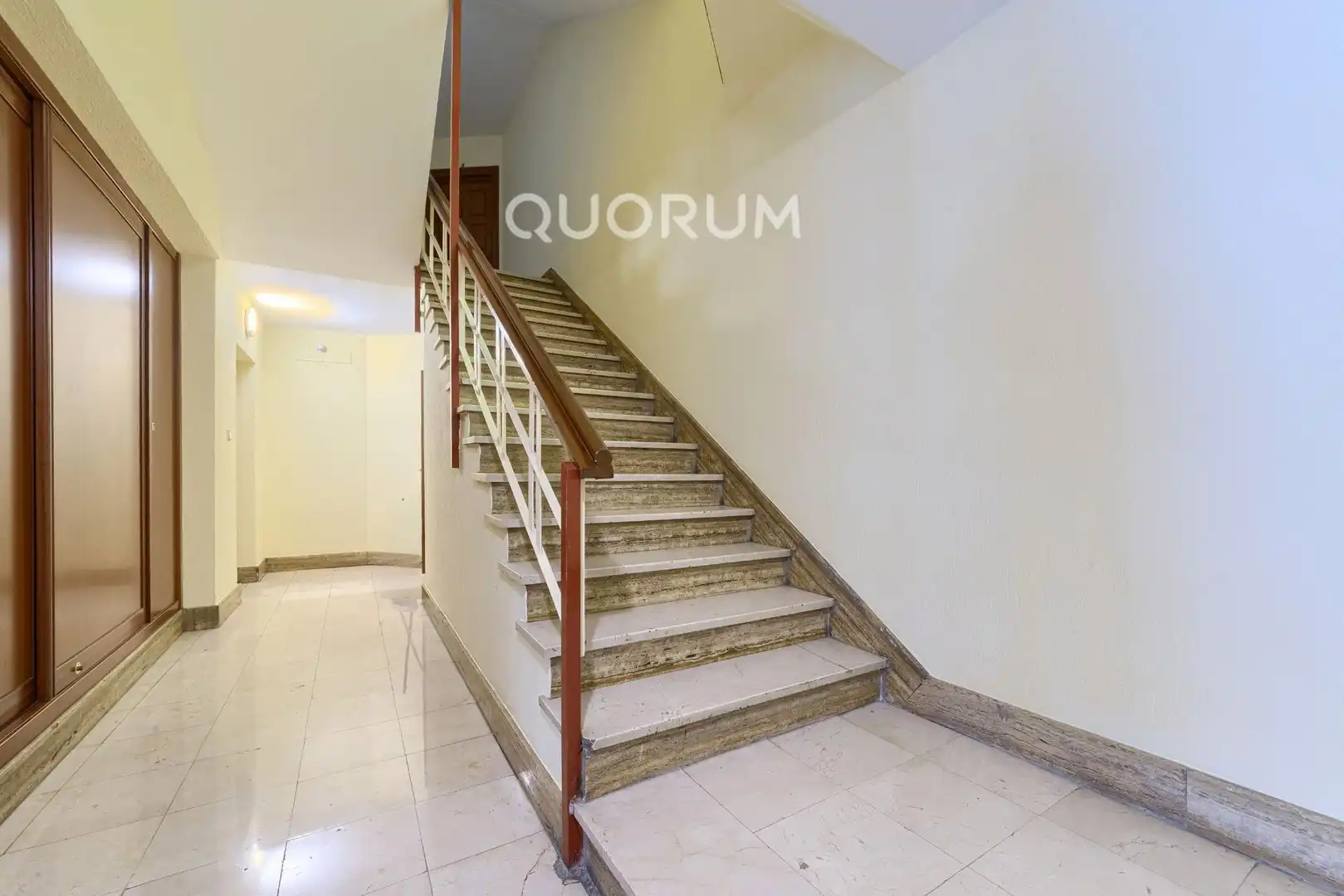 Piso en venta en Basauri  con Calefacción, Terraza y Amueblado
