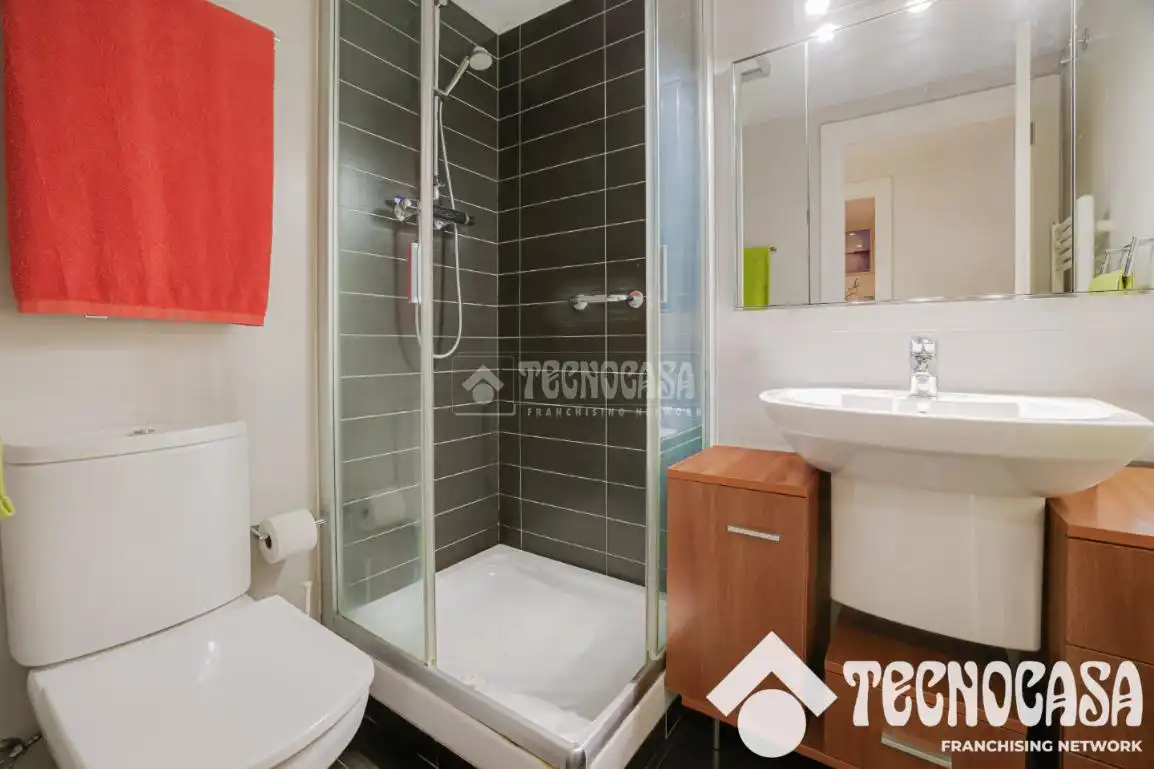 Baño de Piso en venta en Barcelona con Aire acondicionado, Parquet y Terraza