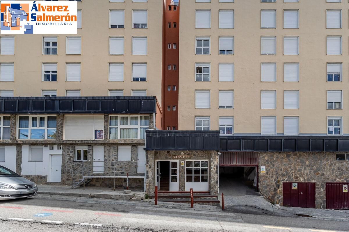 Exterior view of Study for sale in Sierra Nevada