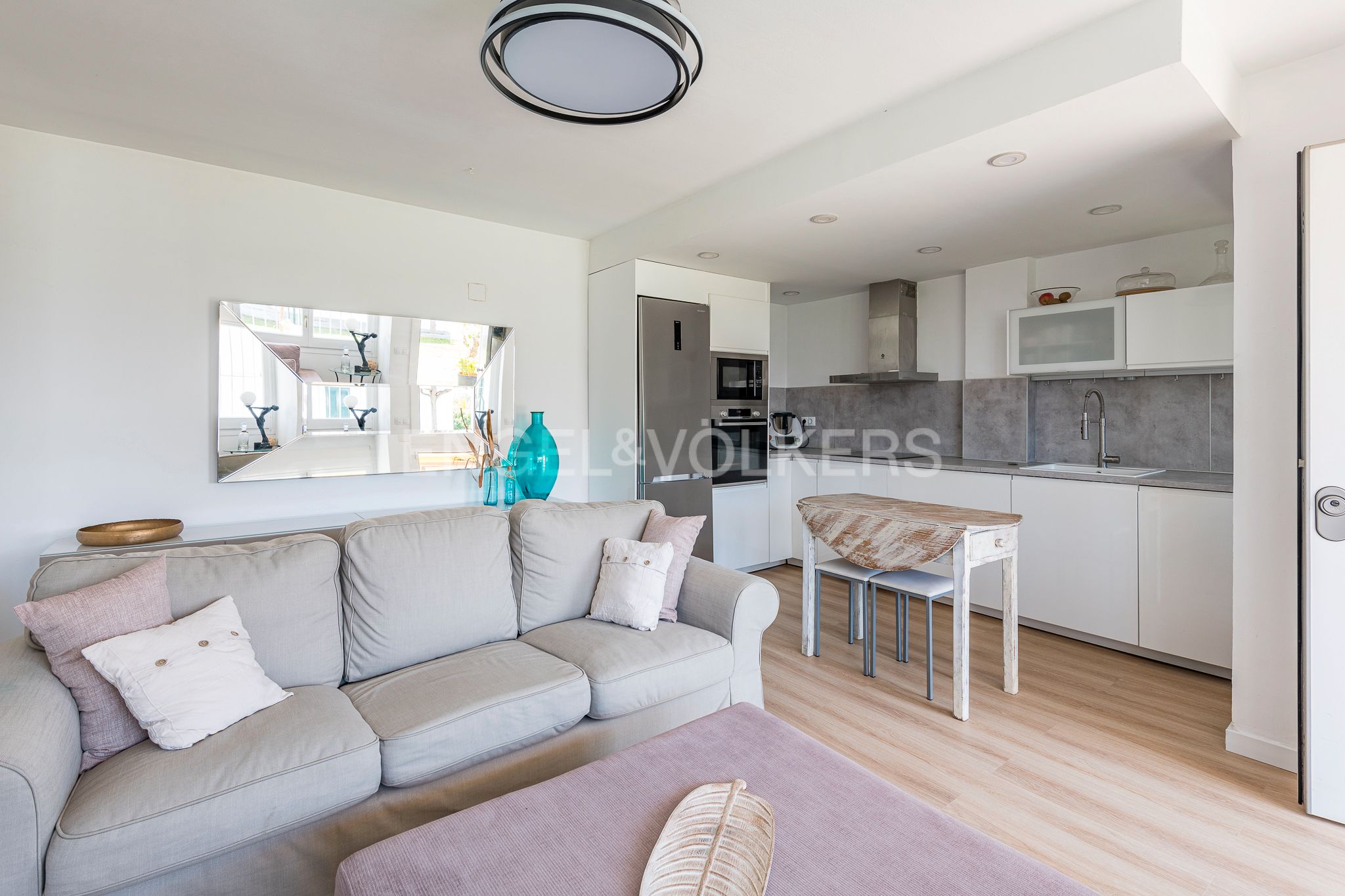 Living room of Apartment for sale in Sitges  with Air Conditioner, Heating and Private garden