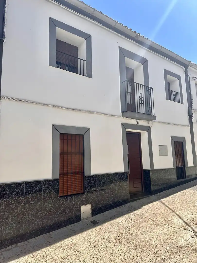 Casa con terraza en venta en Fuente Obejuna, imagen 2