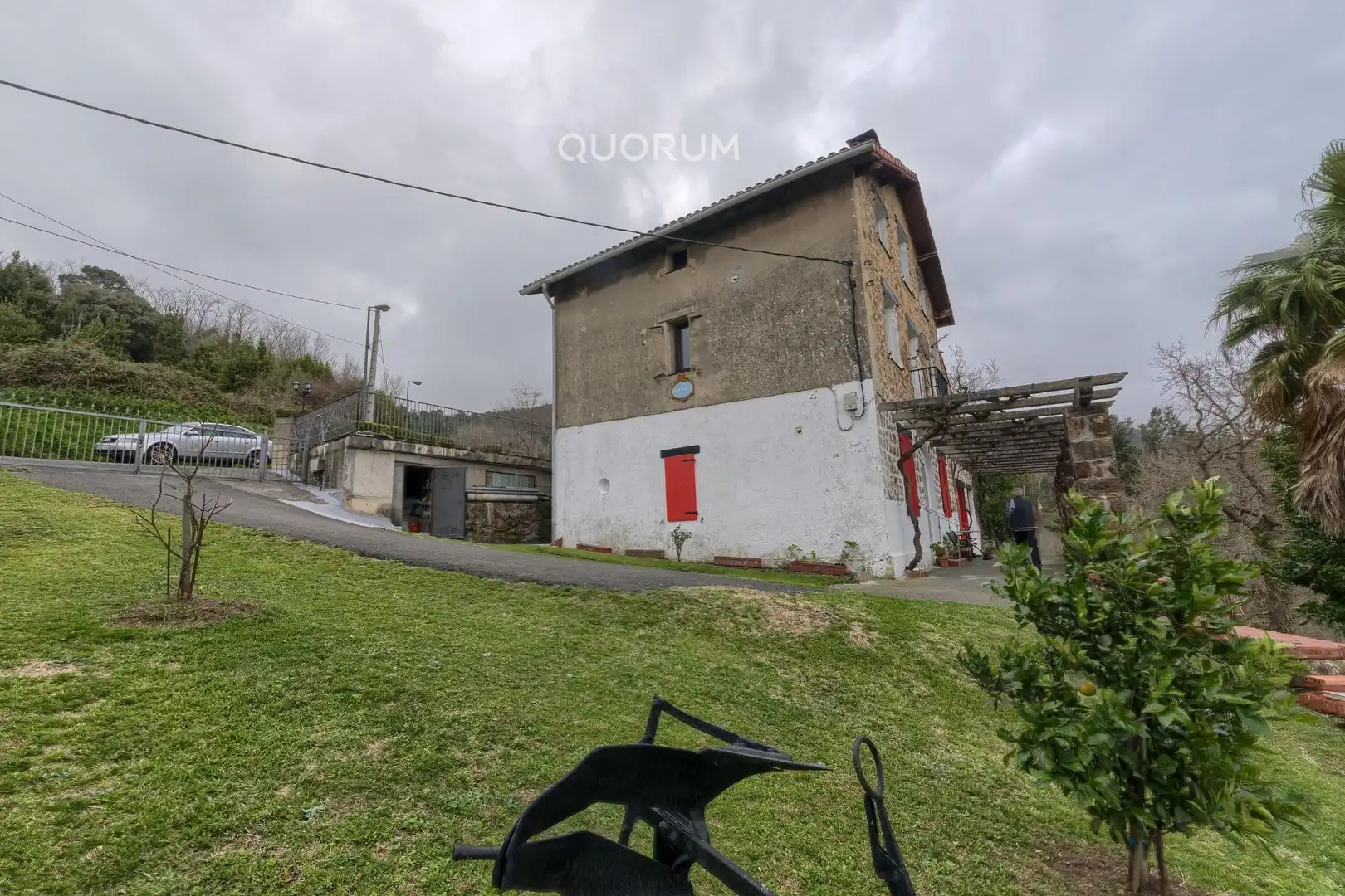 Außenansicht von Country house zum Verkauf in Bilbao  mit Heizung, Terrasse und Möbliert