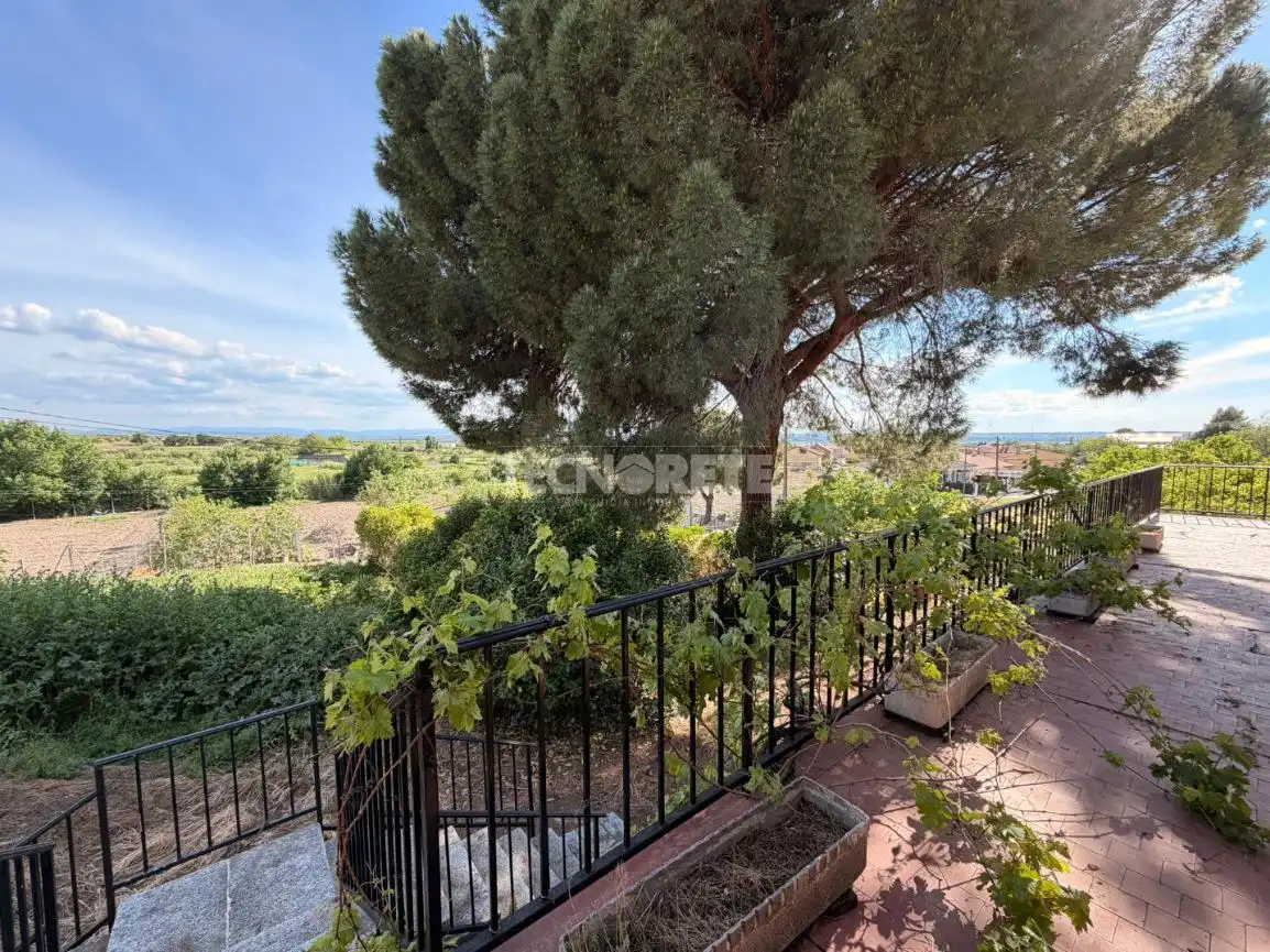Jardín de Casa o chalet en venta en Cebolla con Calefacción, Jardín privado y Balcón