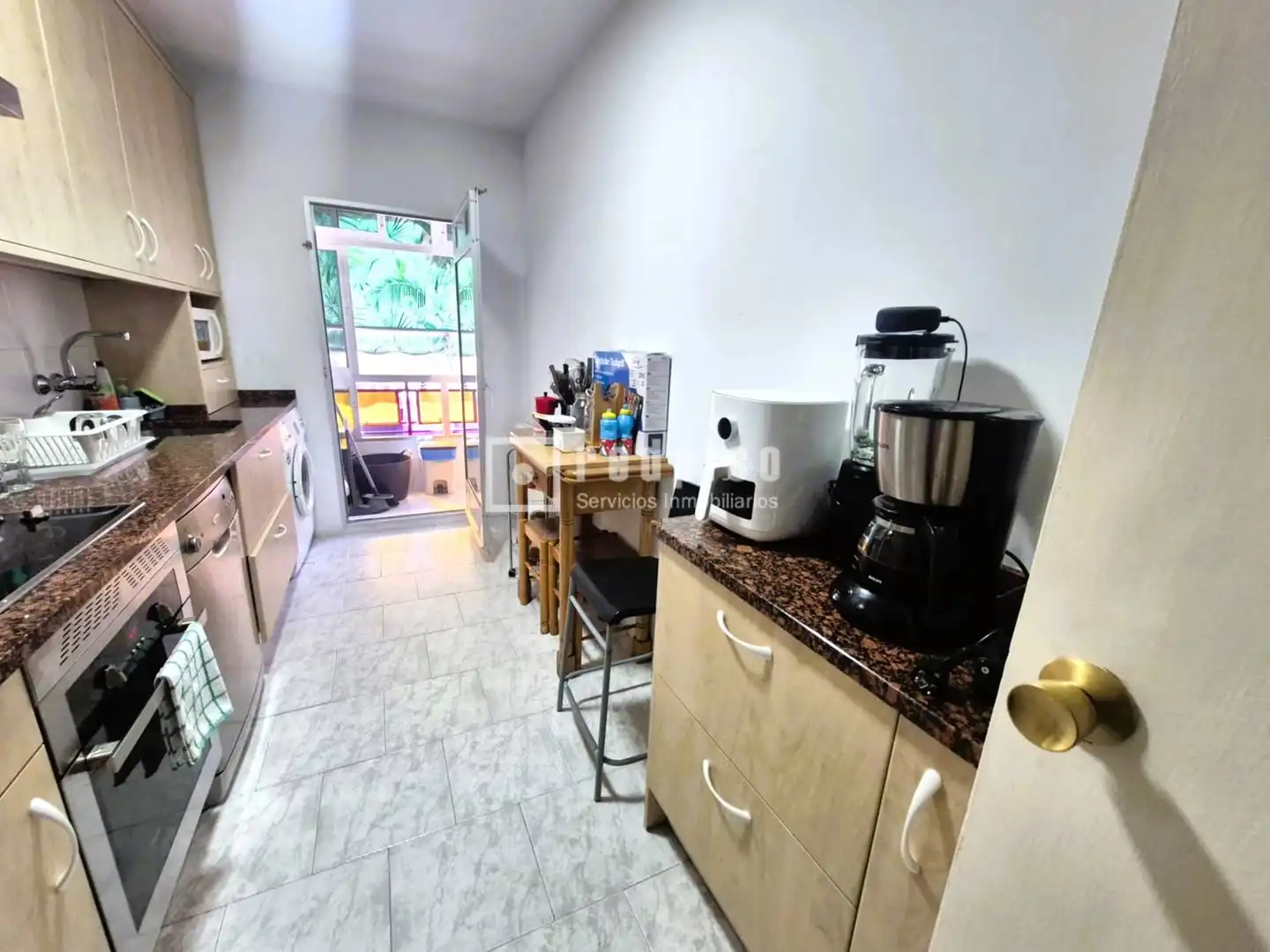 Küche von Wohnung zum Verkauf in Parla mit Klimaanlage, Heizung und Privatgarten