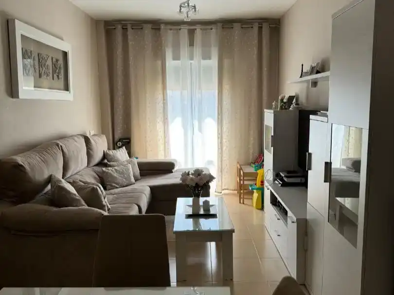 Sala de estar de Piso en venta en Torralba de Calatrava con Aire acondicionado, Trastero y Amueblado