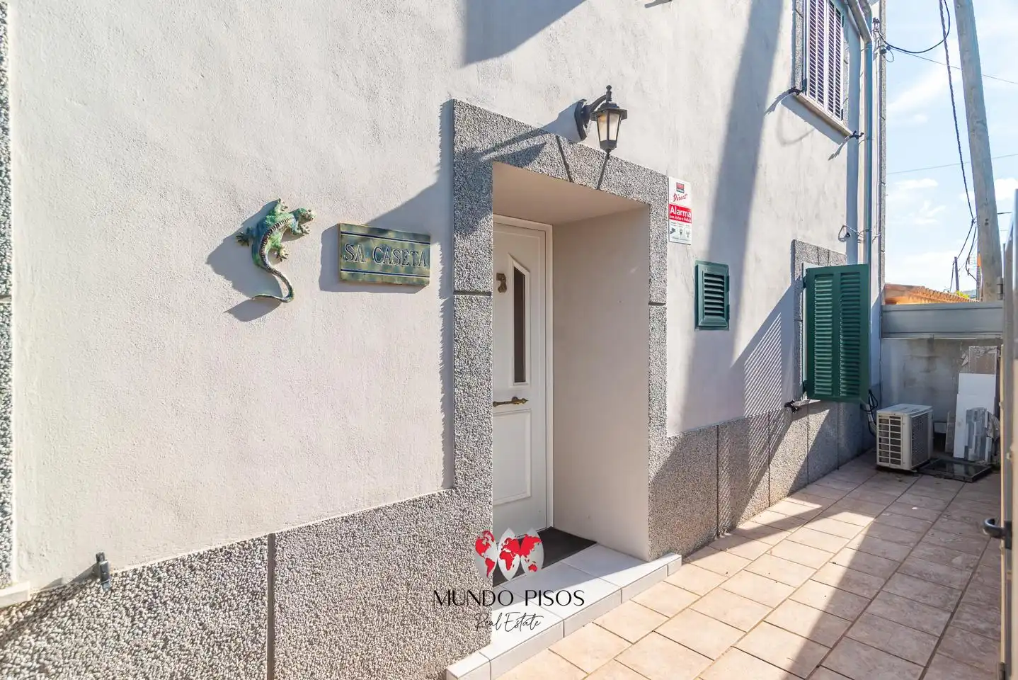 Vista exterior de Casa adosada en venda en  Palma de Mallorca amb Aire condicionat, Calefacció i Parquet