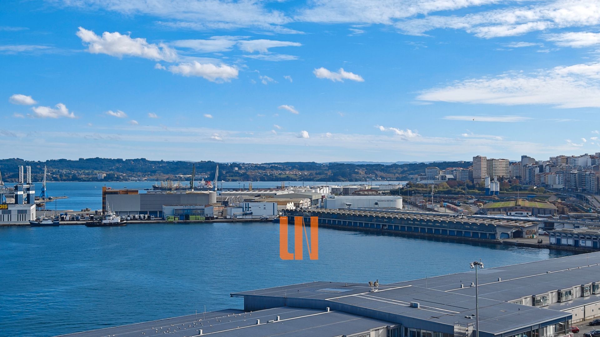 Exterior view of Office for sale in A Coruña Capital   with Heating, Storage room and Internet