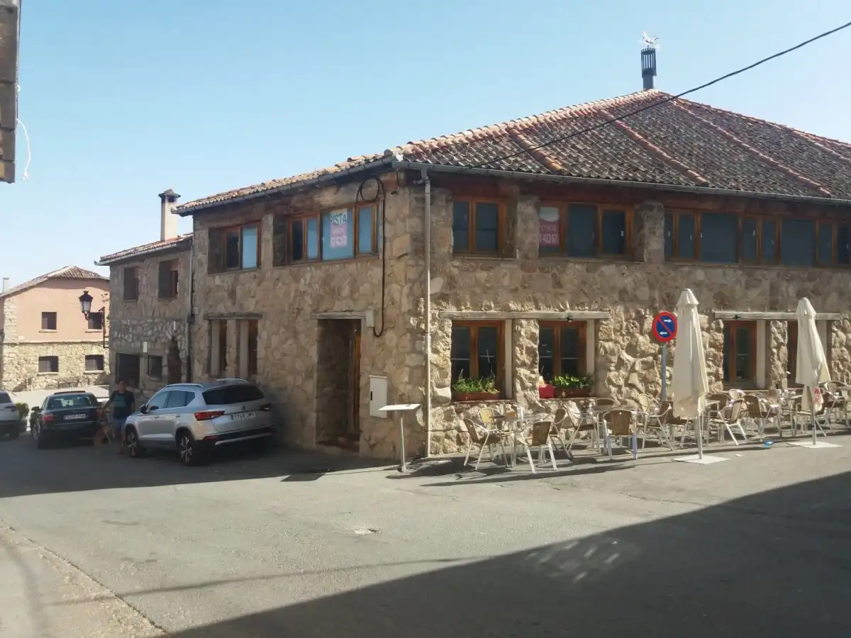Country house zum Verkauf in Calle CALLE MAYO, 7, Navafría
