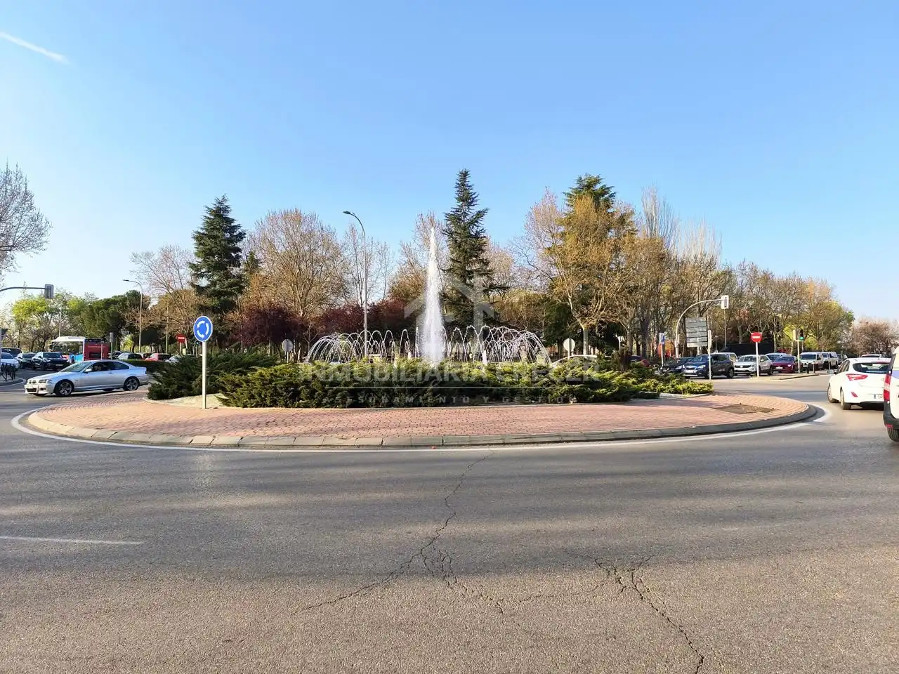 Vista exterior de Pis en venda en Madrid amb Calefacció i Terrassa