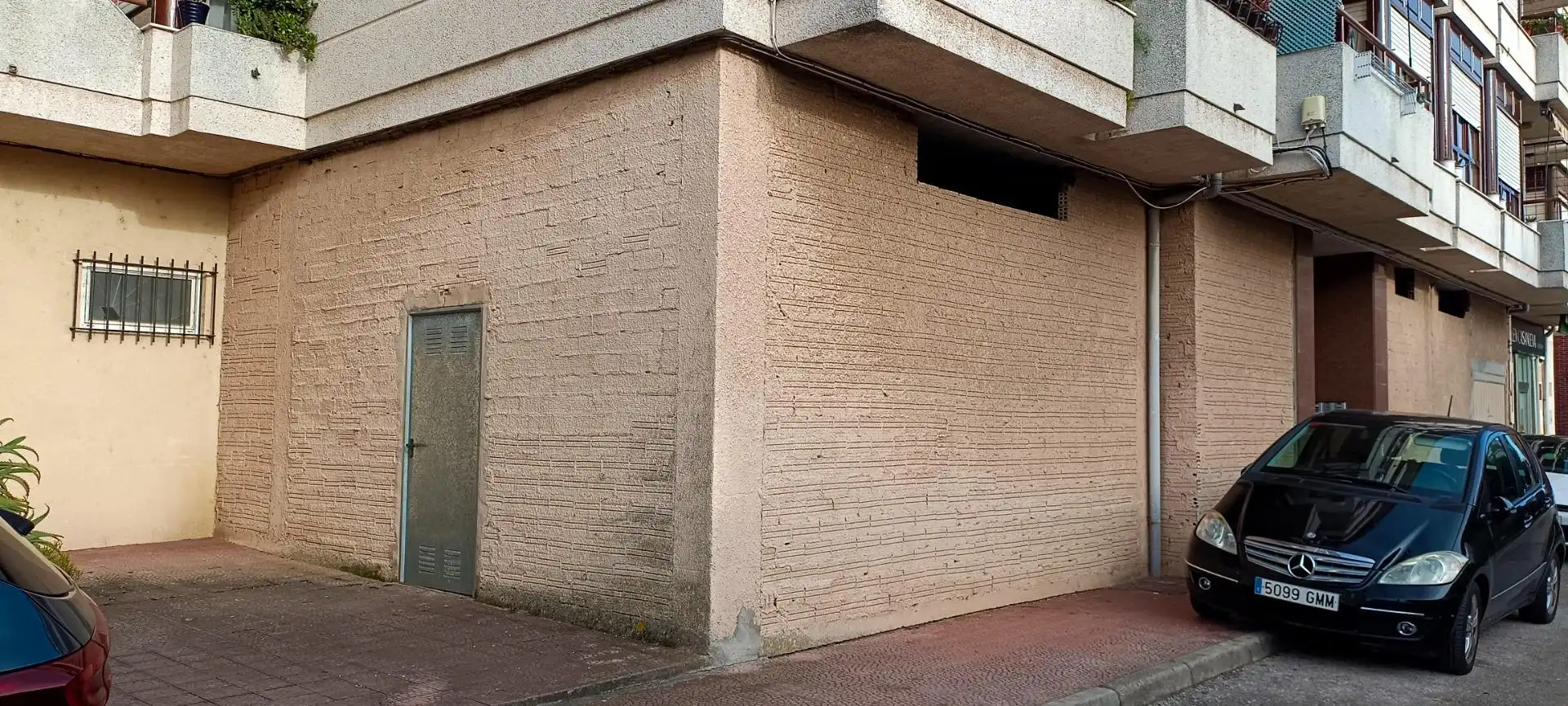 Exterior view of Commercial properties for sale in Piélagos