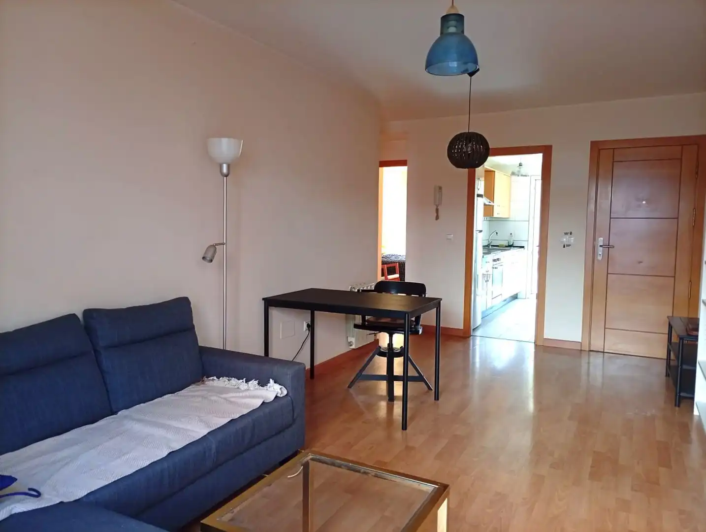 Sala de estar de Piso en venta en Arroyo de la Encomienda con Calefacción, Terraza y Trastero