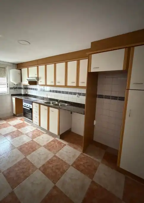 Cuina de Pis en venda en Valencia amb Forn i Balcó