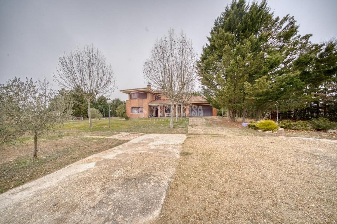 Garden of House or chalet for sale in Trigueros del Valle  with Heating, Private garden and Swimming Pool