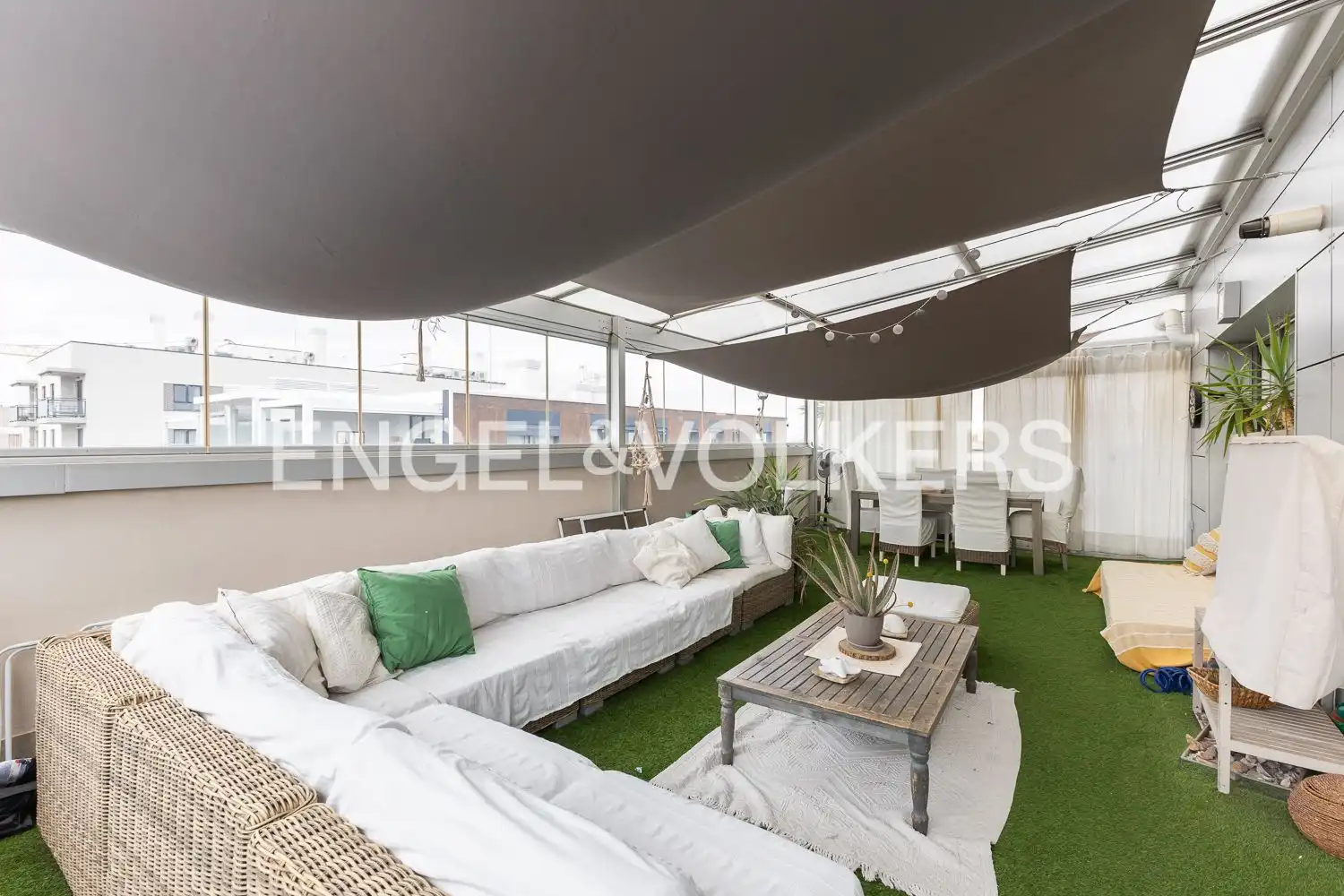 Terrassa de Dúplex en venda en Valencia amb Aire condicionat, Calefacció i Jardí privat