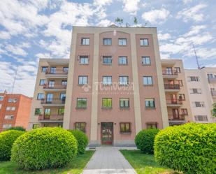 Exterior view of Garage for sale in Salamanca Capital