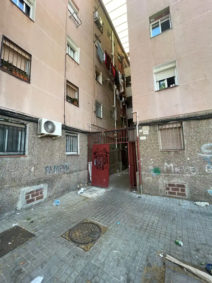 Exterior view of Flat for sale in Badalona