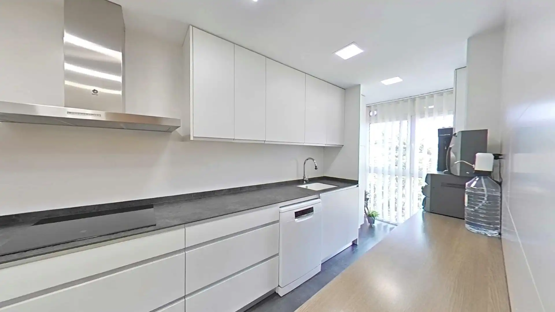 Küche von Wohnung zum Verkauf in Sabadell mit Heizung, Parkett und Balkon