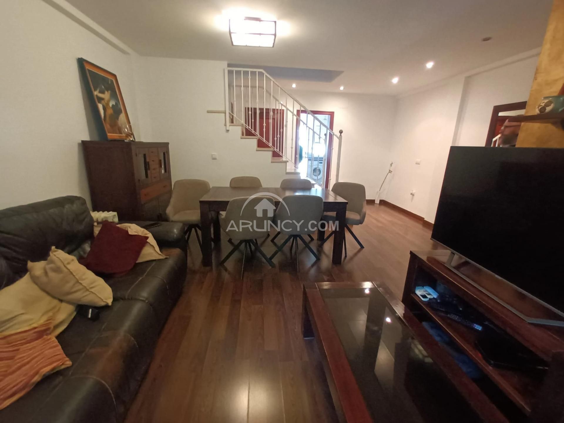 Sala de estar de Casa adosada en venta en Chiclana de la Frontera con Aire acondicionado, Amueblado y Balcón