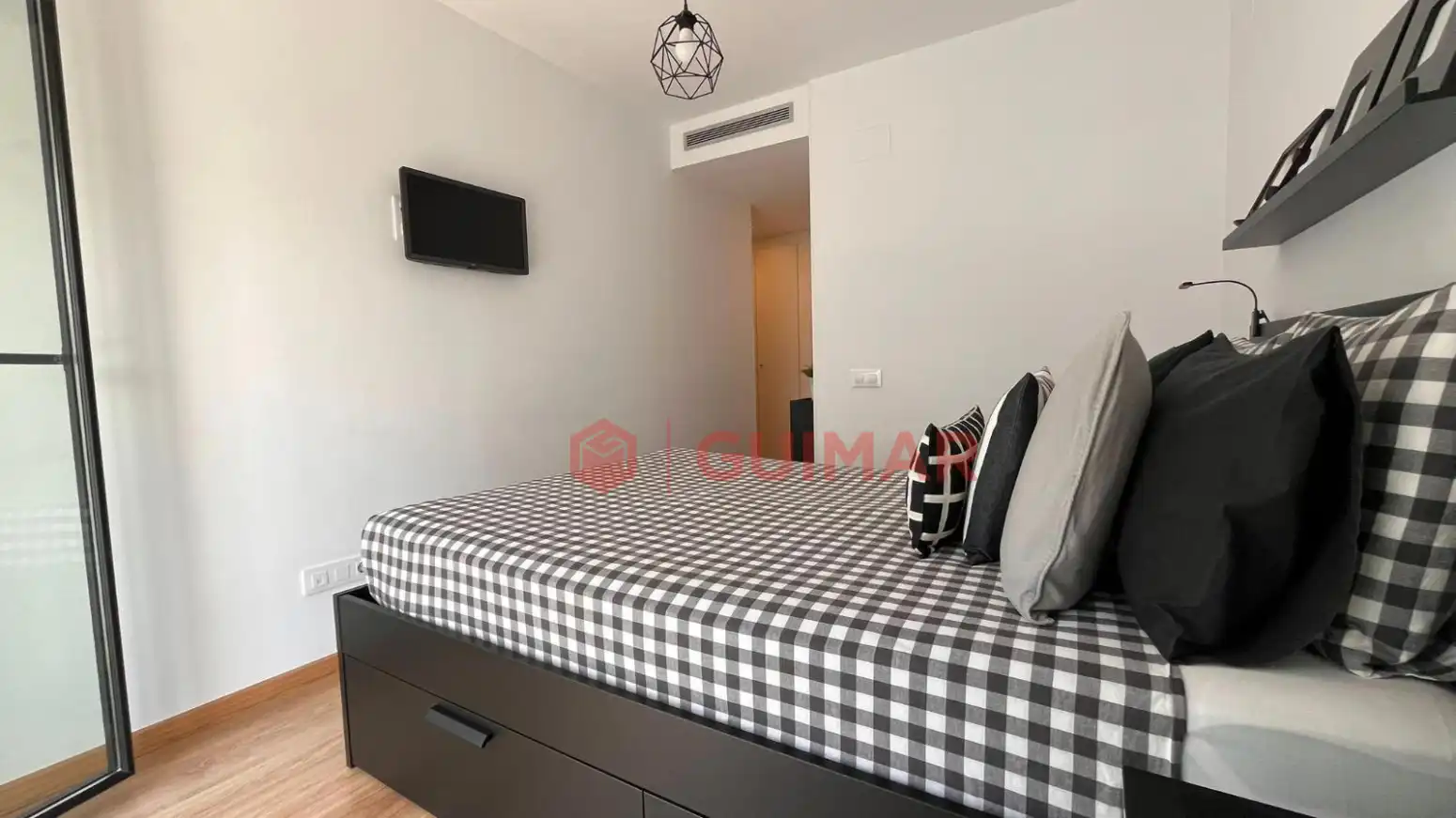 Bedroom of Flat for sale in Sant Just Desvern  with Air Conditioner, Heating and Private garden