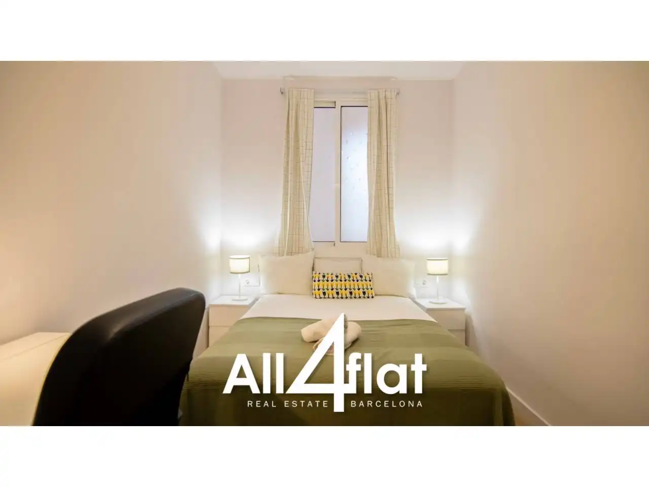 Bedroom of Flat for rent in Barcelona  with Furnished and Alarm