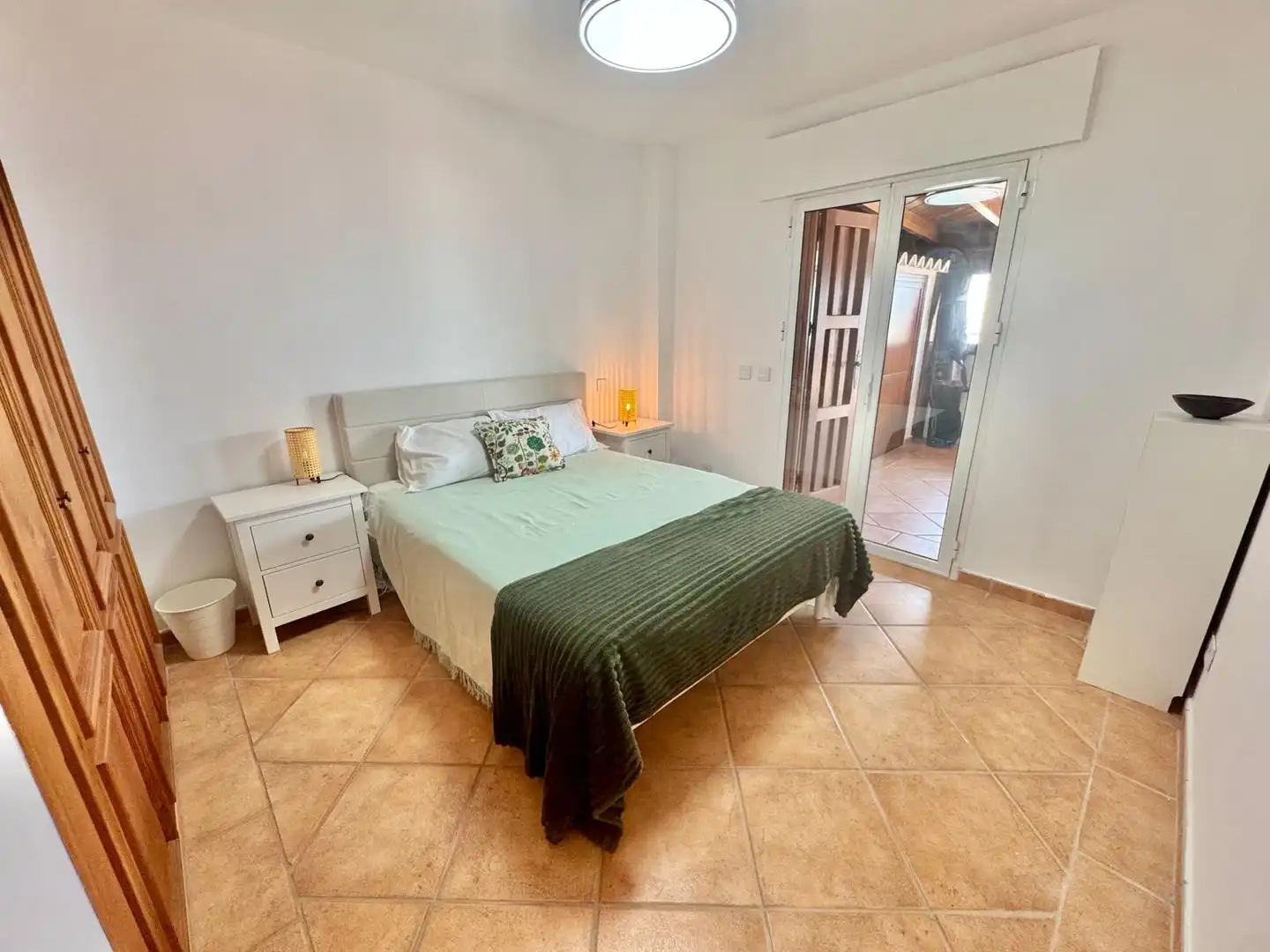 Bedroom of Apartments for rent in Marbella  with Air Conditioner, Terrace and Furnished